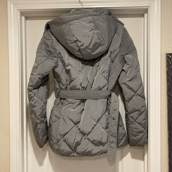 BURBERRY LONDON
Daunen Jacked Size M - Picture 8 of 16